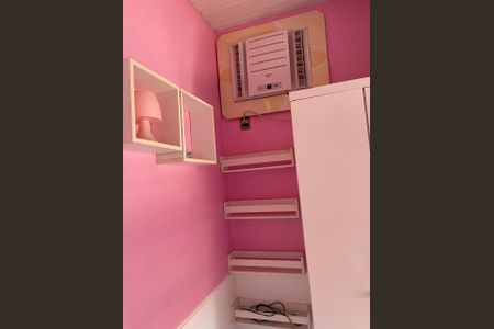 Casa de condomínio para alugar com 120m², 4 quartos e 2 vagas