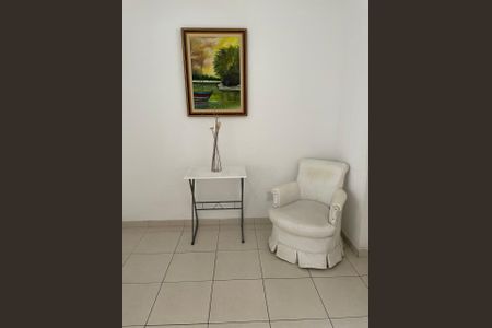 Casa de condomínio para alugar com 120m², 4 quartos e 2 vagas