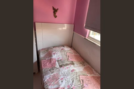 Casa de condomínio para alugar com 120m², 4 quartos e 2 vagas