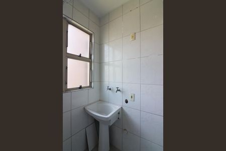 Apartamento para alugar com 65m², 3 quartos e 1 vagaÁrea de Serviço