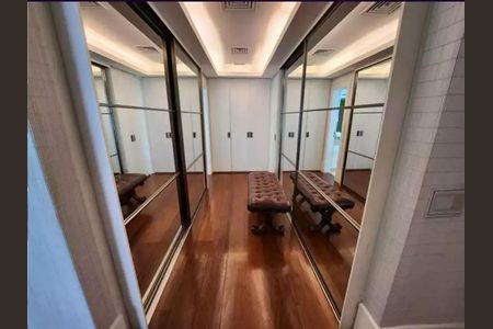 Apartamento à venda com 430m², 4 quartos e 3 vagas