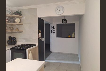 Casa à venda com 105m², 3 quartos e 2 vagas