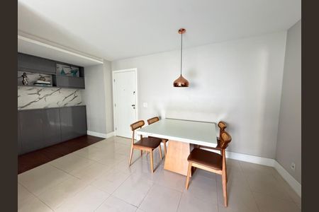 Apartamento à venda com 2 quartos, 110m² em Barra da Tijuca, Rio de Janeiro