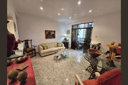 Apartamento à venda com 70m², 2 quartos e sem vaga