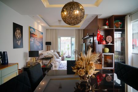 Sala de casa à venda com 3 quartos, 300m² em Charitas, Niterói