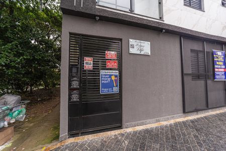 Apartamento para alugar com 41m², 2 quartos e sem vaga Apartamento para alugar com 41m², 2 quartos e sem vaga09-03-26 Placa: YZUS-226