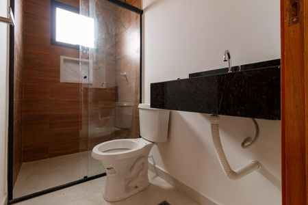 Casa de condomínio para alugar com 41m², 2 quartos e sem vagaBanheiro
