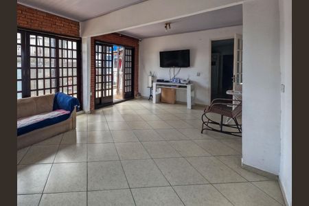 Casa para alugar com 2 quartos, 50m² em Jardim Santa Monica, São Paulo