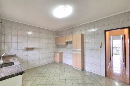 Casa para alugar com 100m², 3 quartos e 1 vaga Casa para alugar com 100m², 3 quartos e 1 vagaCozinha