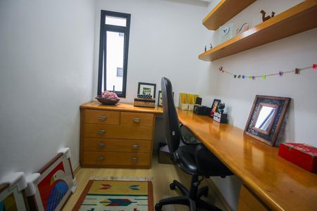 Apartamento para alugar com 92m², 3 quartos e 2 vagasEscritório