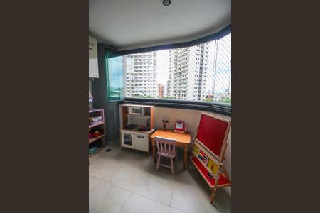 Varanda da Sala de apartamento para alugar com 3 quartos, 92m² em Vila Suzana, São Paulo