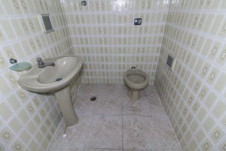 Casa para alugar com 60m², 1 quarto e sem vagaBanheiro
