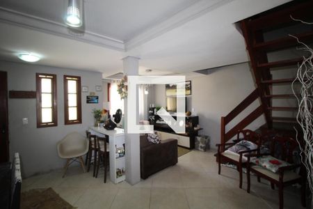 Casa à venda com 3 quartos, 300m² em Jardim Carvalho, Porto Alegre