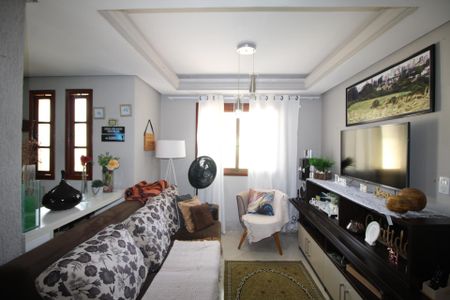 Sala de casa à venda com 3 quartos, 300m² em Jardim Carvalho, Porto Alegre