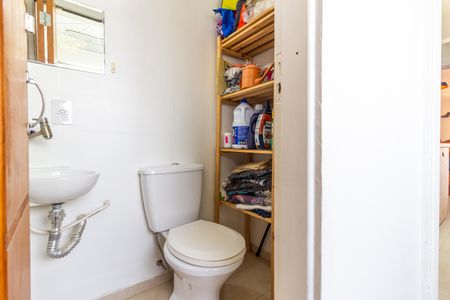 Apartamento à venda com 70m², 2 quartos e 1 vagaÁrea de Serviço