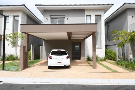 Casa de condomínio à venda com 155m², 3 quartos e 2 vagasFachada