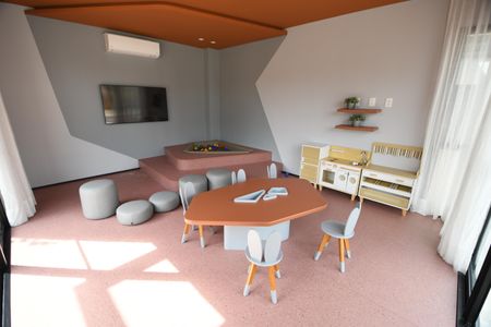 Casa de condomínio à venda com 155m², 3 quartos e 2 vagasBrinquedoteca