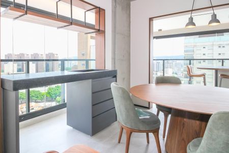 Apartamento para alugar com 109m², 2 quartos e 2 vagasSala