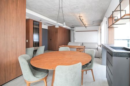 Sala de apartamento à venda com 2 quartos, 109m² em Perdizes, São Paulo