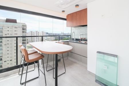 Apartamento para alugar com 109m², 2 quartos e 2 vagasVaranda