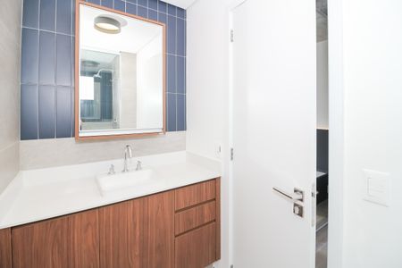 Apartamento para alugar com 109m², 2 quartos e 2 vagasBanheiro da Suíte 2