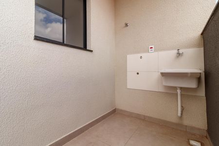 Apartamento para alugar com 41m², 2 quartos e sem vagaÁrea de Serviço