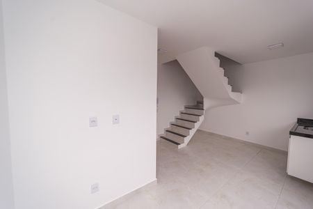 Sala de apartamento para alugar com 2 quartos, 60m² em Vila Isolina Mazzei, São Paulo