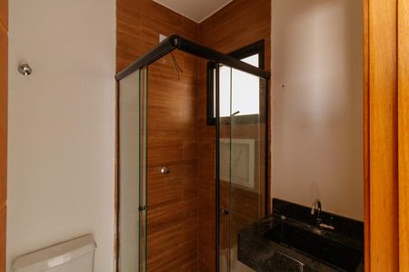 Apartamento para alugar com 41m², 2 quartos e sem vagaBanheiro