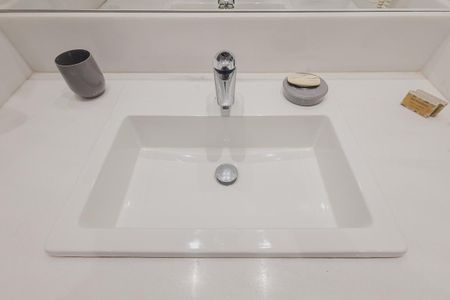 Studio para alugar com 31m², 1 quarto e 1 vaga Studio para alugar com 31m², 1 quarto e 1 vagaBanheiro