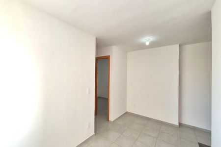 Sala de apartamento para alugar com 2 quartos, 43m² em Vila Satúrnia, Campinas