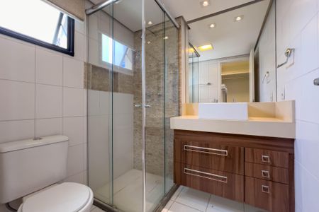 Apartamento à venda com 68m², 2 quartos e 1 vagaBanheiro do quarto 1