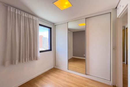 Apartamento à venda com 68m², 2 quartos e 1 vagaQuarto 2