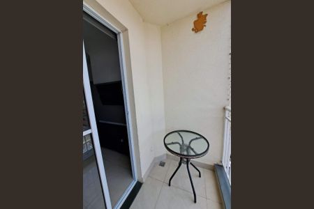 Apartamento à venda com 48m², 2 quartos e 1 vagaVARANDA