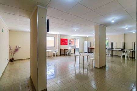 Apartamento à venda com 76m², 3 quartos e 1 vaga Apartamento à venda com 76m², 3 quartos e 1 vagaÁrea comum - Salão de festas