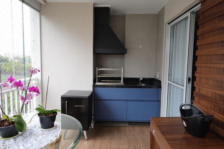 Apartamento à venda com 2 quartos, 98m² em Jardim Taquaral, São Paulo