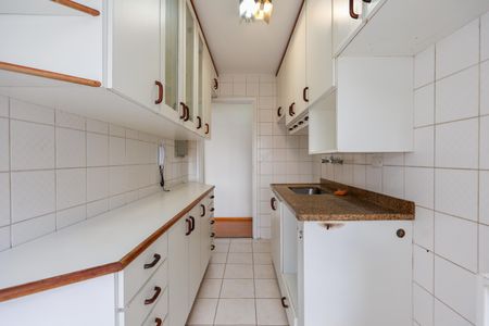 Apartamento para alugar com 89m², 2 quartos e 2 vagas Apartamento para alugar com 89m², 2 quartos e 2 vagasCozinha