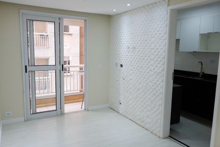 sala de apartamento para alugar com 3 quartos, 57m² em Novo Osasco, Osasco