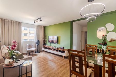 Sala de apartamento para alugar com 2 quartos, 60m² em Cerqueira César, São Paulo