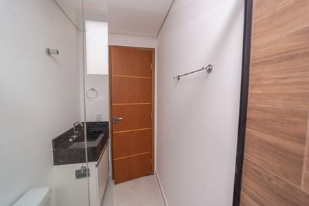 Apartamento para alugar com 42m², 2 quartos e sem vaga Apartamento para alugar com 42m², 2 quartos e sem vagaBanheiro Social