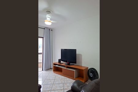 Sala de apartamento para alugar com 2 quartos, 90m² em Guilhermina, Praia Grande