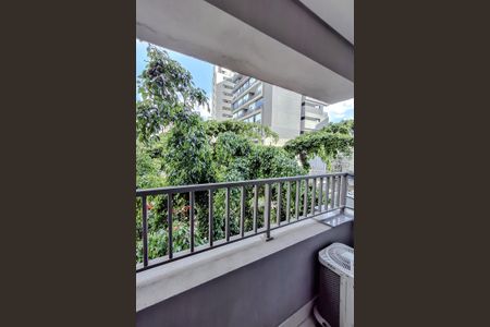 Varanda de kitnet/studio para alugar com 1 quarto, 26m² em Vila Mariana, São Paulo