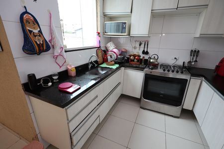 Apartamento à venda com 90m², 2 quartos e 2 vagasCozinha