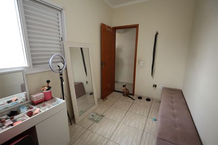Apartamento à venda com 90m², 2 quartos e 2 vagasQuarto 2
