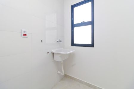 Sala - Cozinha de apartamento para alugar com 2 quartos, 40m² em Vila Isolina Mazzei, São Paulo