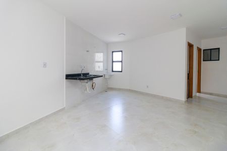 Sala - Cozinha de apartamento para alugar com 2 quartos, 40m² em Vila Isolina Mazzei, São Paulo
