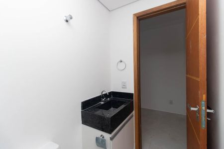 Banheiro de apartamento para alugar com 2 quartos, 55m² em Vila Isolina Mazzei, São Paulo