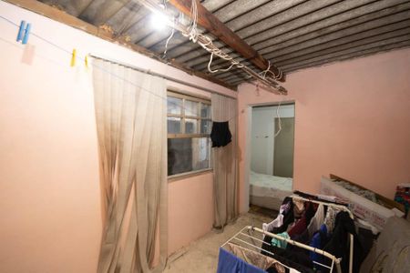 Quarto 2 de casa à venda com 2 quartos, 200m² em Vila Nelson, São Paulo