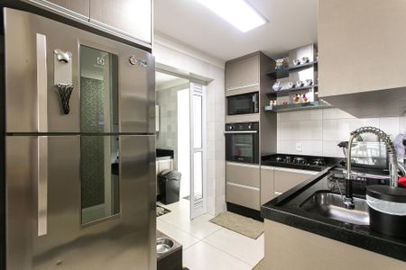 Apartamento à venda com 102m², 3 quartos e 2 vagasCozinha