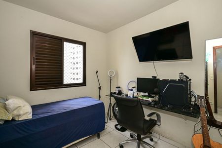 Apartamento à venda com 81m², 2 quartos e 1 vagaQuarto 2