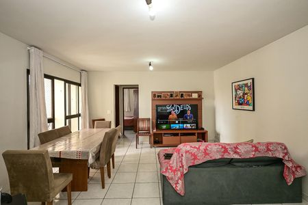 Apartamento à venda com 81m², 2 quartos e 1 vagaSala